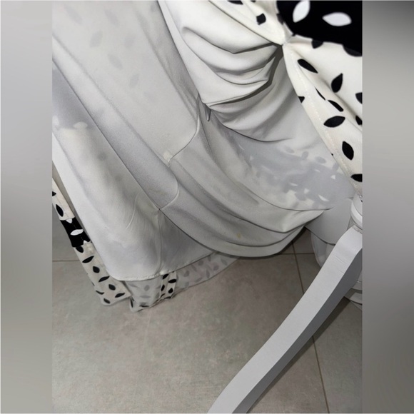 Adam Selman Black & Ivory Patterned Column Maxi Dress/Size 0 - Picture 6 of 10